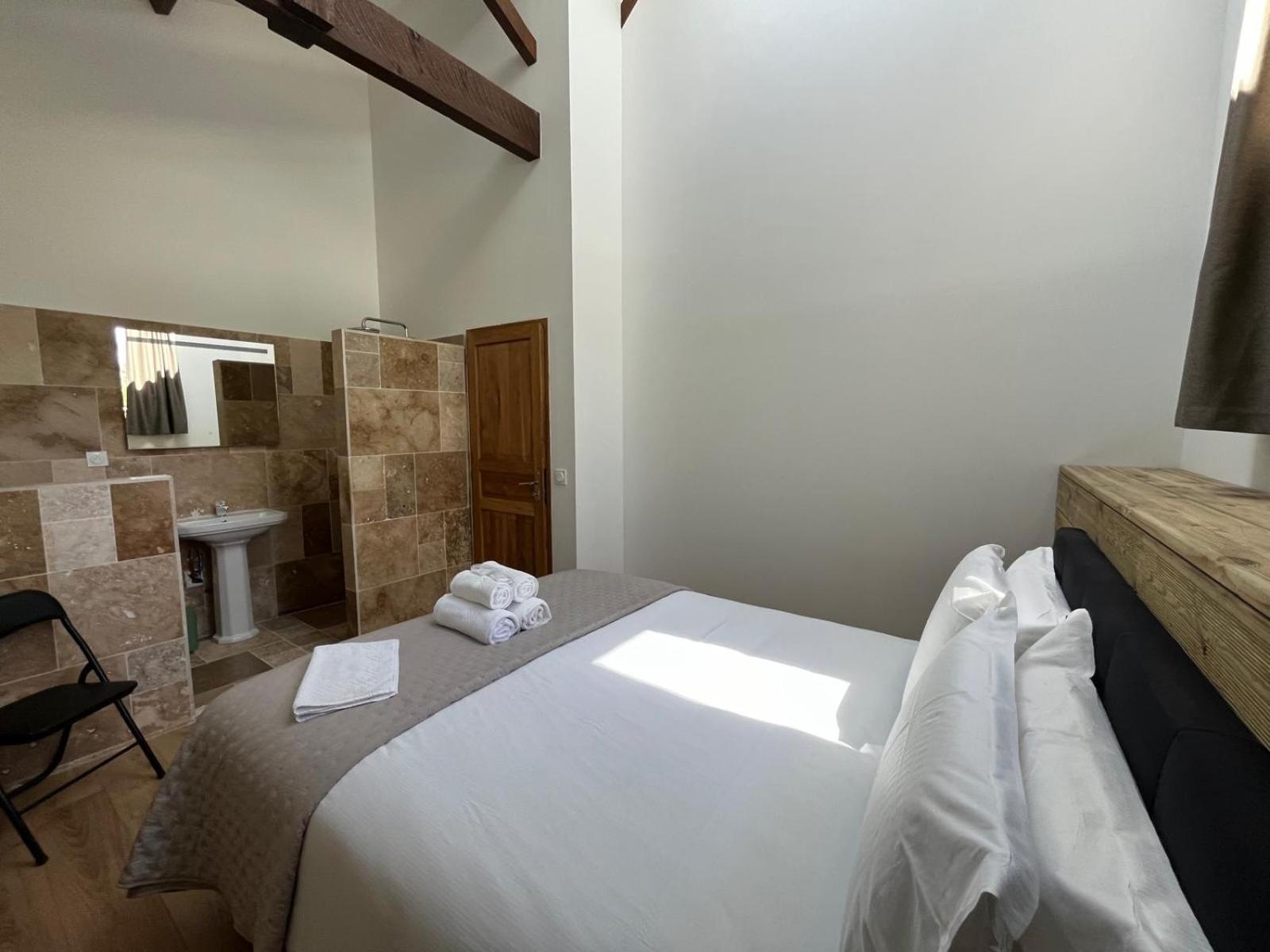Fantastic Petit Beauval Hotel Saint-Sulpice-et-Cameyrac Buitenkant foto