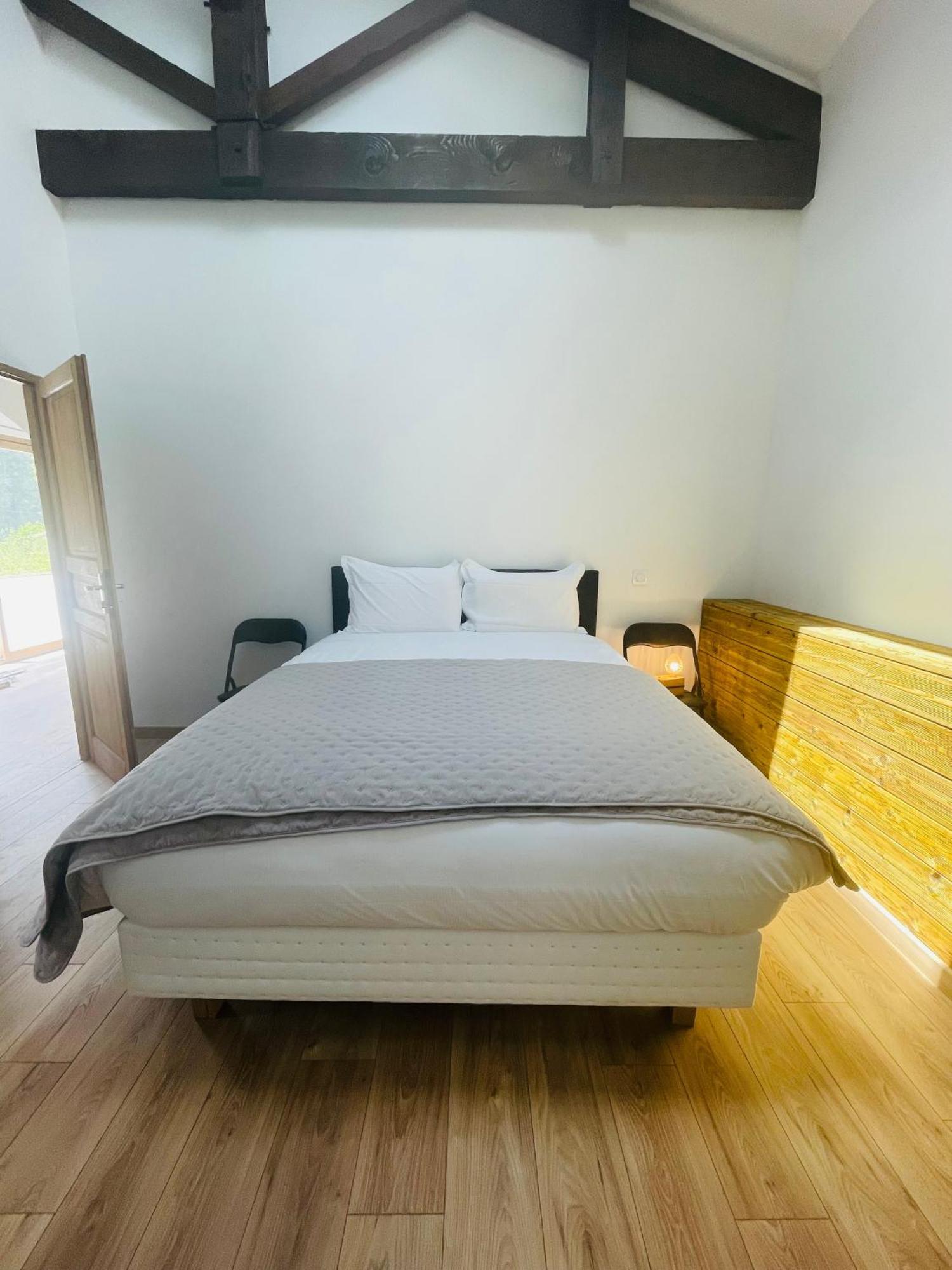 Fantastic Petit Beauval Hotel Saint-Sulpice-et-Cameyrac Buitenkant foto